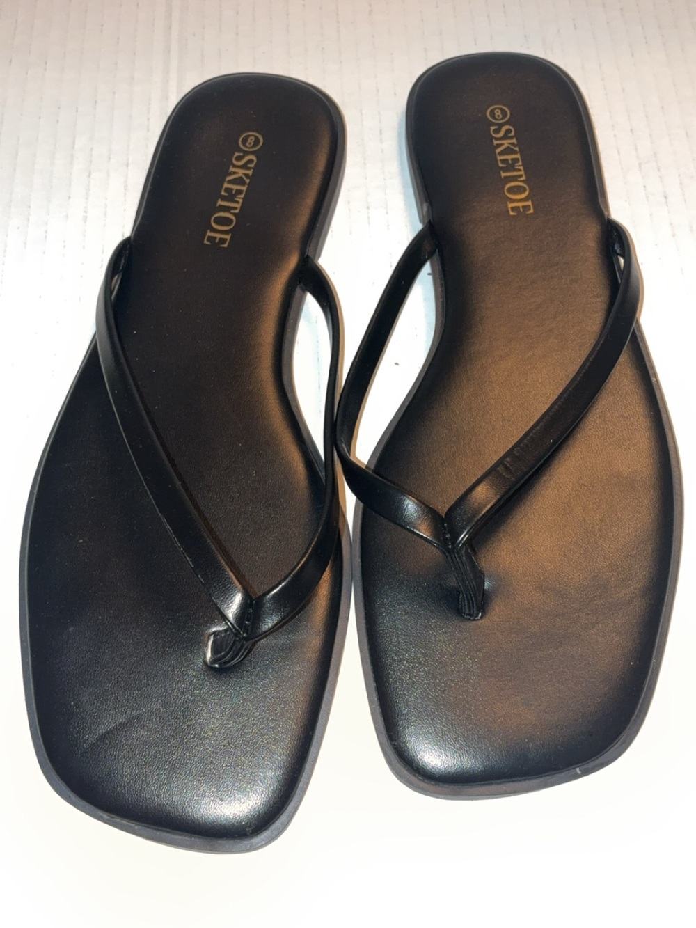 Women's Black Slim-Strap Flip Flop Sandals - Minimalist Style